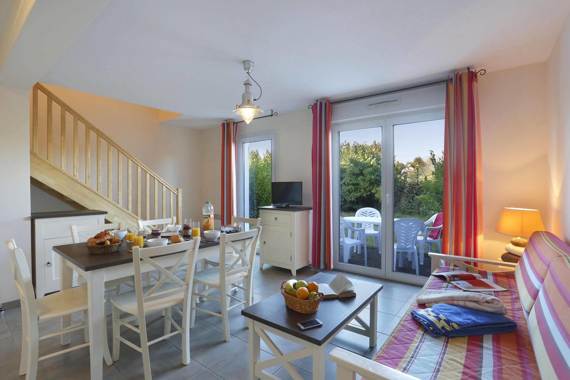 Residence Nemea Les Roches Saint-Pol-de-Léon Εξωτερικό φωτογραφία