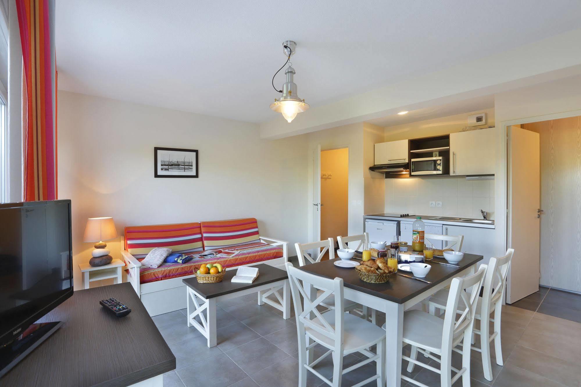 Residence Nemea Les Roches Saint-Pol-de-Léon Εξωτερικό φωτογραφία